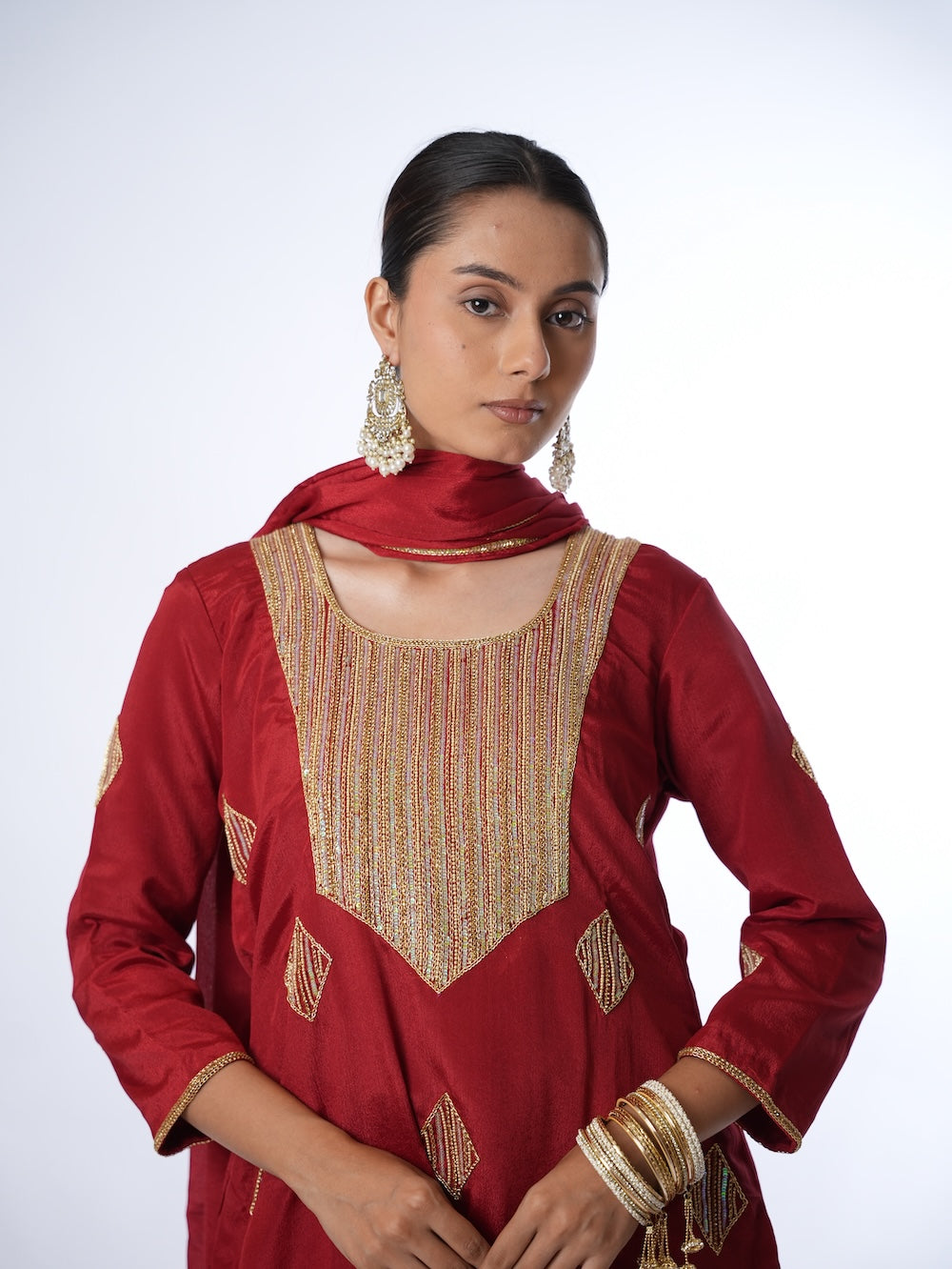 Crimson Gold Elegance Set