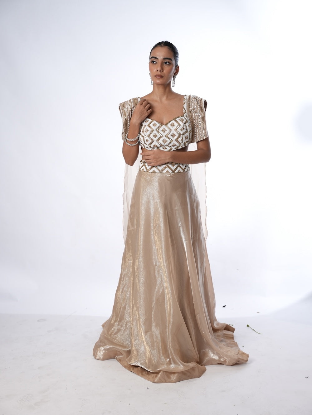 Golden Geometric Embellished Set